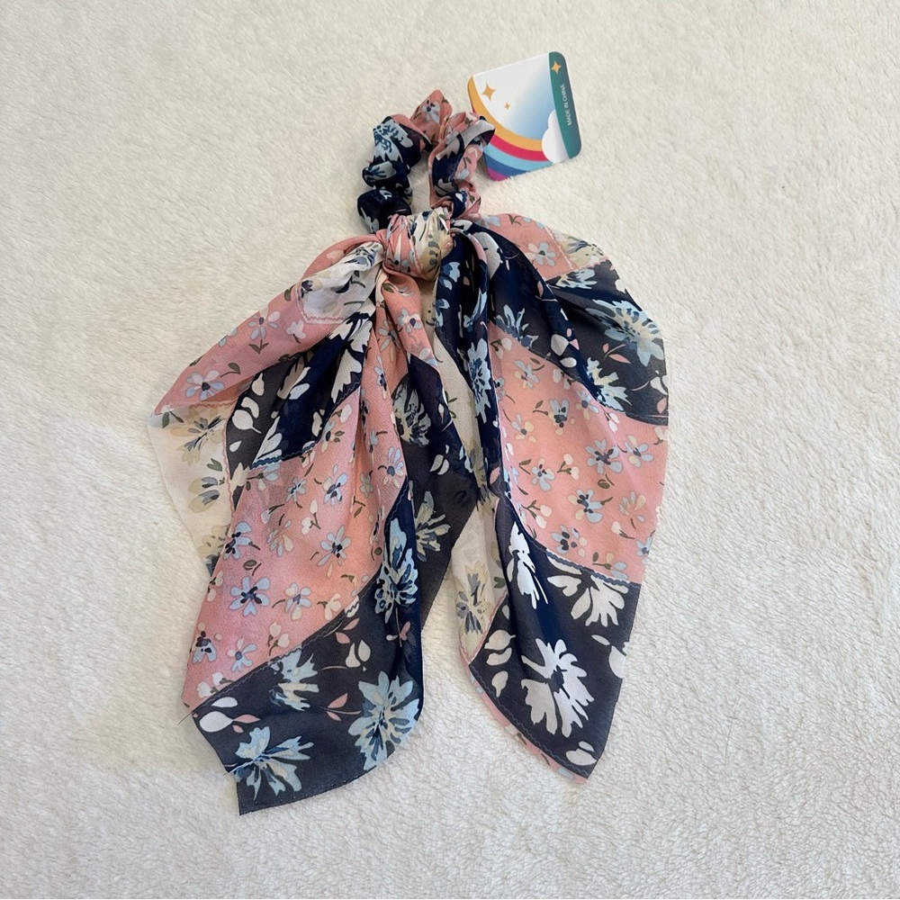 NWT Marta Scrunchie Bow Blue and Pink Floral Hair Tie - Picture 2 of 8